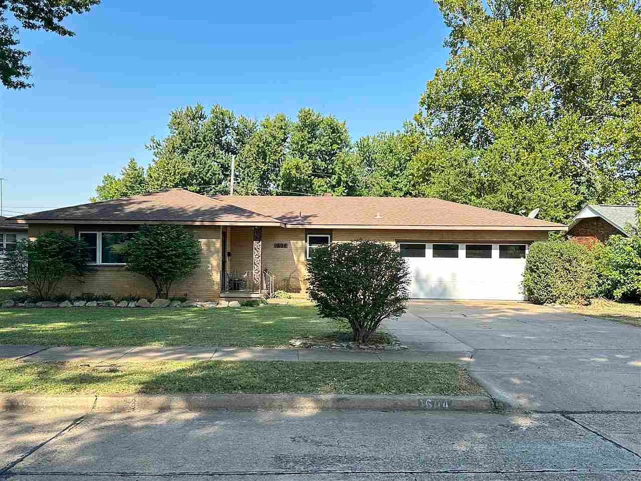 1604 Holbrook St, Ponca City, OK 74604 MLS 39109 Zillow