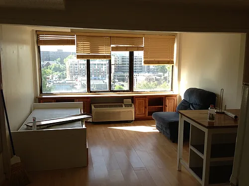 1700 W Clinch Ave #213 Photo 1