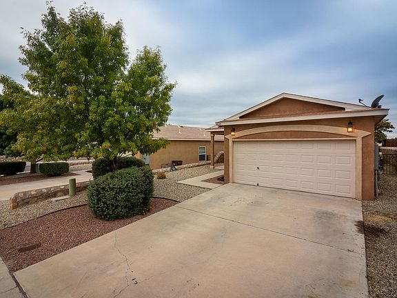 3rd image of 4625 Mesita St