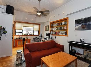405 Vanderbilt St #1, Brooklyn, NY 11218