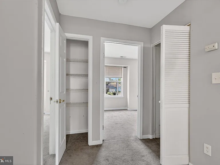 507 S Fairview St — Photo 31