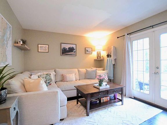 5th image of 78 Glenridge Drive #78