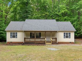 28 Oak Run, Clarksville, VA 23927