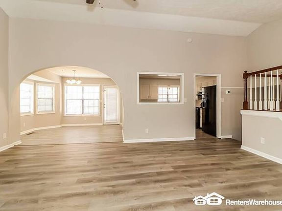 3rd image of 2030 Hunters Cove Dr