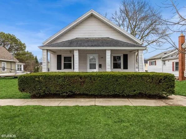 736 Henry STREET, Lake Geneva, WI 53147