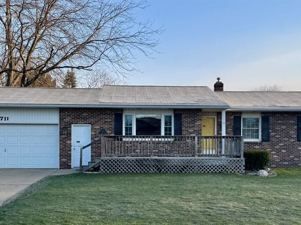 711 E Columbia Dr, Durand, MI 48429