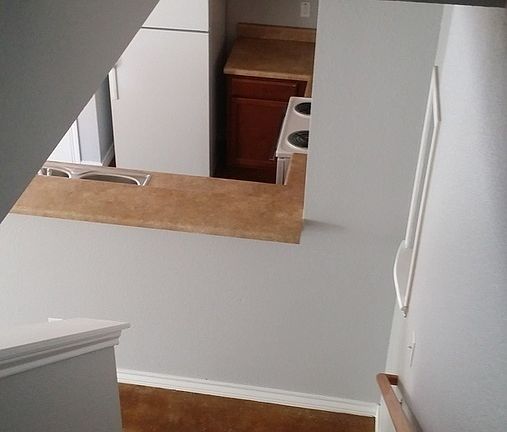 5th image of 5022 Summit Wood APT 4