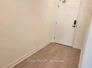 3900 Confederation Pkwy #3411, Mississauga, ON L5B 0M3