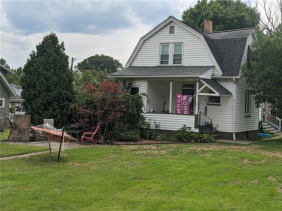 2nd image of 365 Morewood Ave