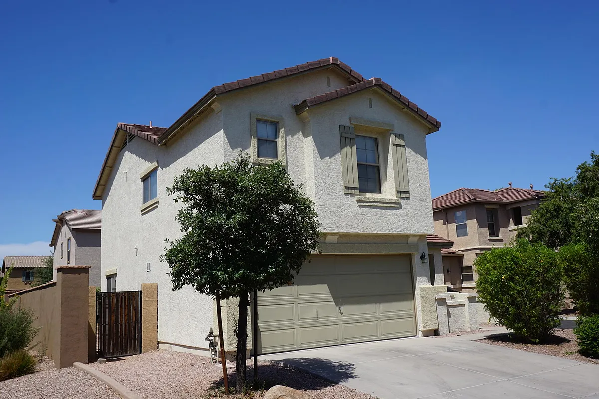 Photo 2 of 15 - 2635 S Sailors Way - Gilbert, AZ Building Photo - 2635 S Sailors Way