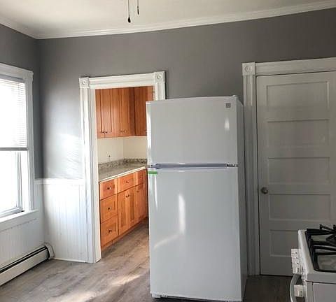 Kitchen - brand new appliances