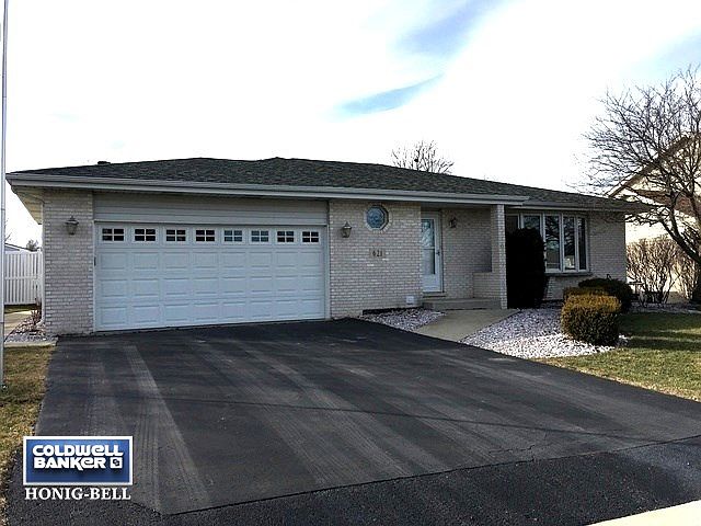 1st image of 621 Columbia Dr