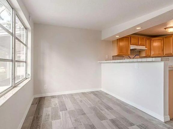 3rd image of 1355 Lakeshore Dr