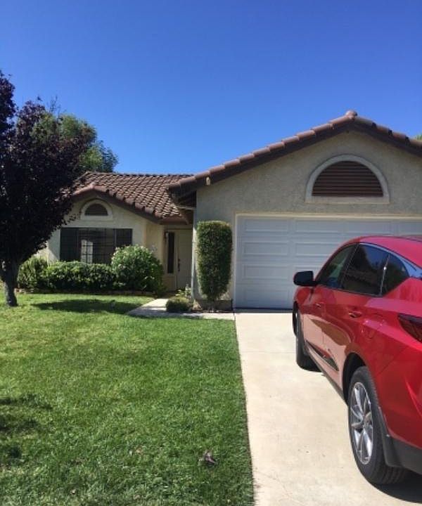1st image of 4141 Oakcliff Dr