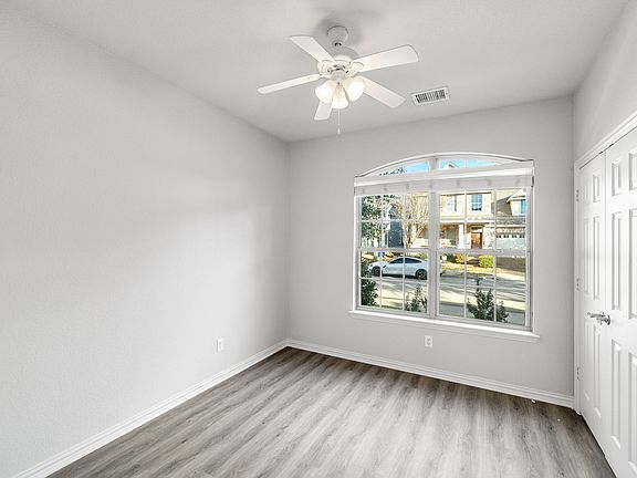 5th image of 5629 Hampshire Dr