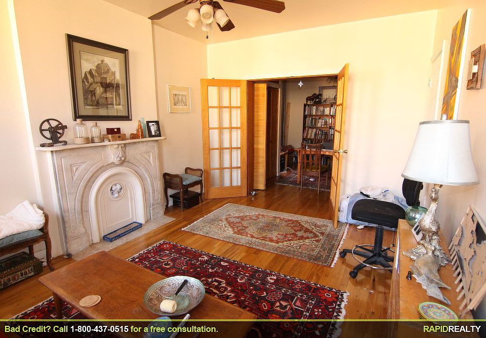 2nd image of 140 Jefferson Ave #A