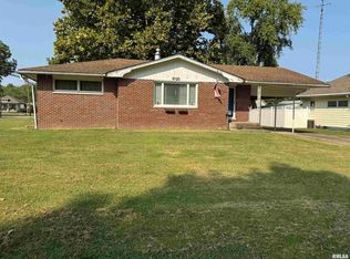 633 S Jefferson Ave, Du Quoin, IL 62832
