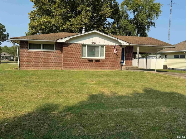 633 S Jefferson Ave, Du Quoin, IL 62832