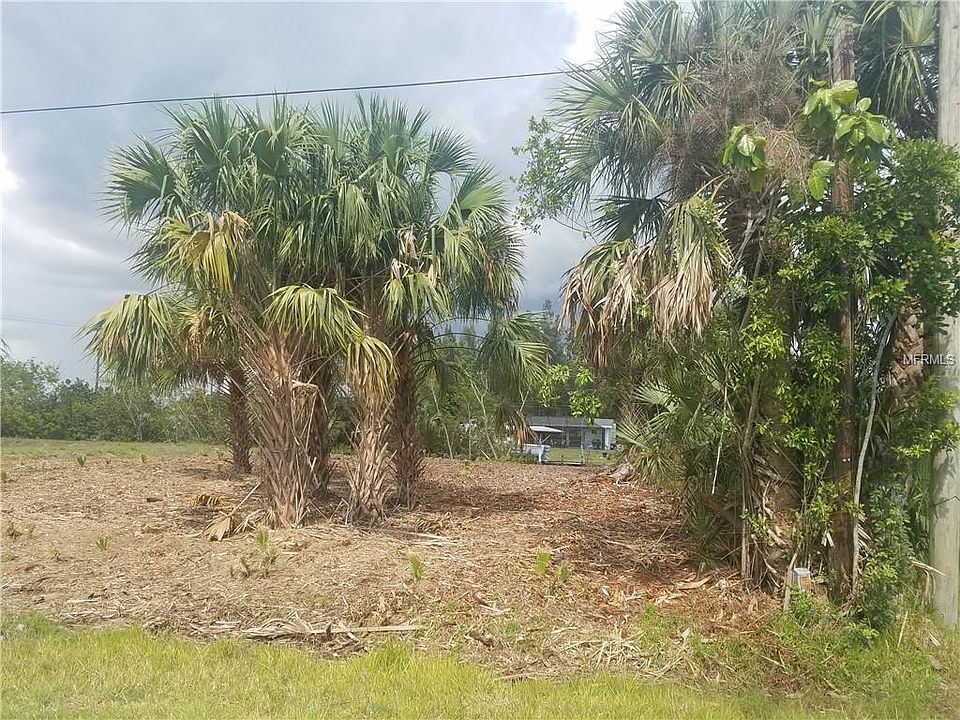 2nd image of 3214 Magnolia Way