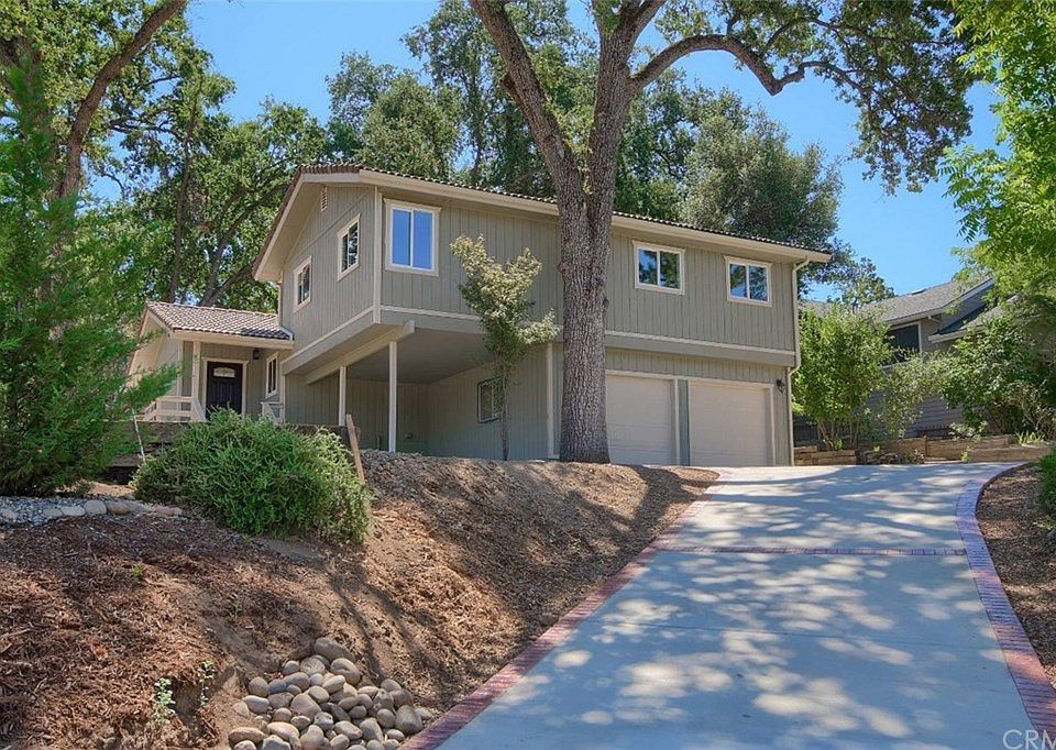 1st image of 40769 Griffin Dr
