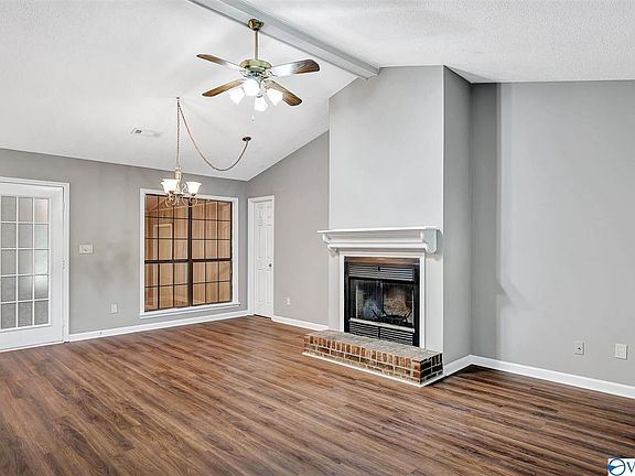 3rd image of 12002 Seasons Ct SE