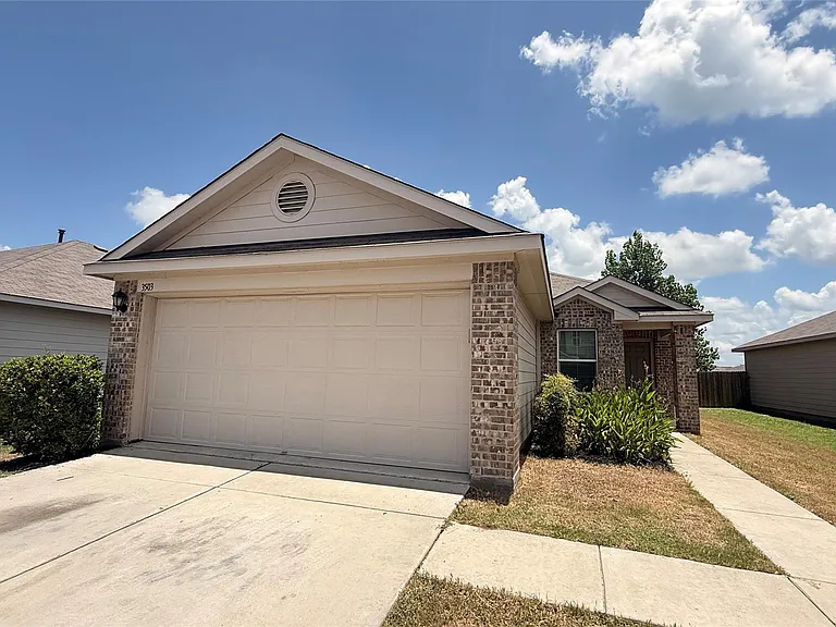 3503 Batson Dr — Photo 3