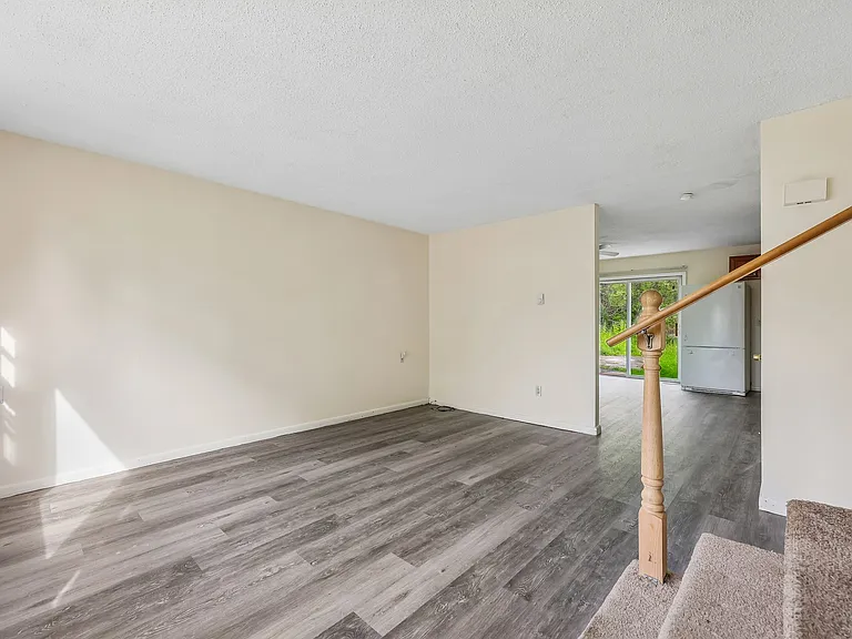 54 Buckridge Rd — Photo 10