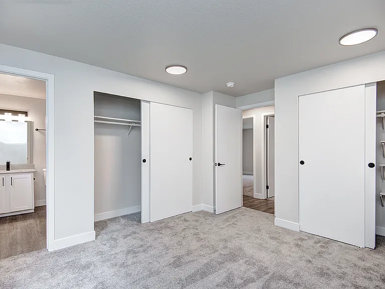 Westvue Apartments — Photo 47