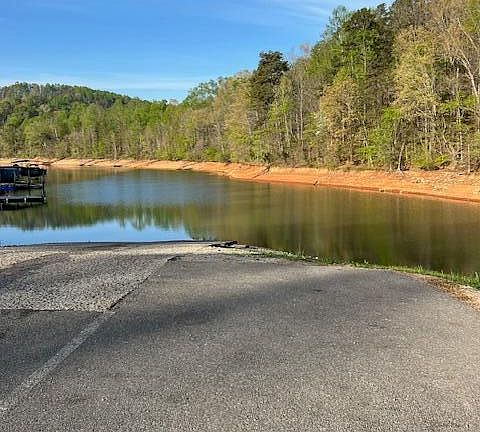 3rd image of Pine Hollow Rd