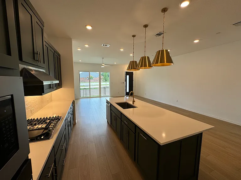 1278 Daybreak Dr — Photo 10