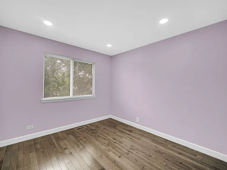 1807 Whitney Dr — Photo 16