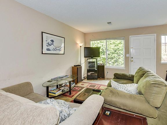 5th image of 2234 Thomas Ave