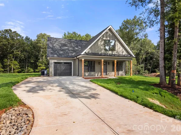 137 McCorkle St, York, SC 29745