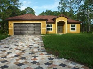 819 Wellington Ave, Lehigh Acres, FL 33972