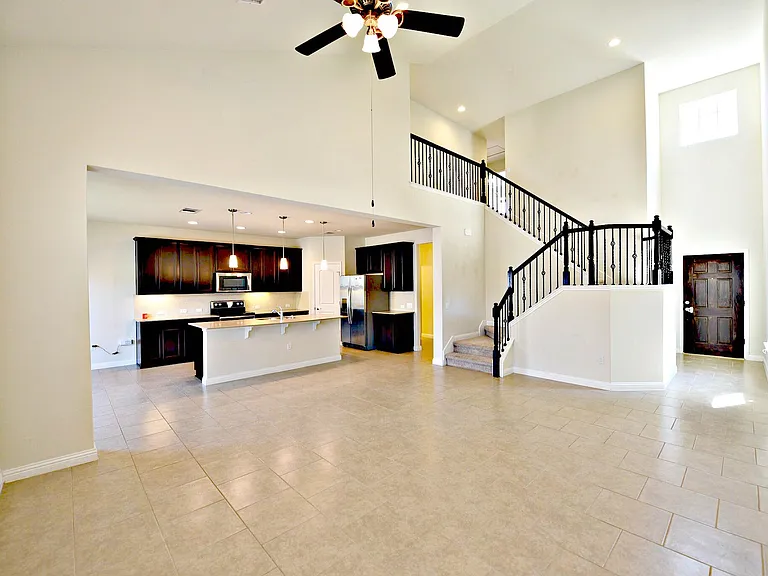 2304 Capra Ter — Photo 4