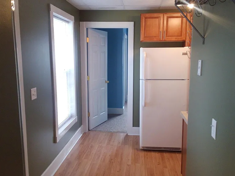 113 Laurel St W #4 — Photo 7