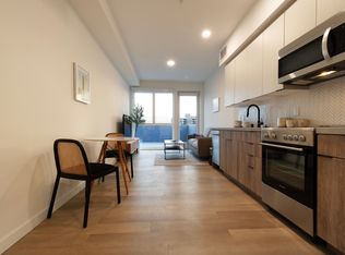 738 Normandie, Los Angeles, CA 90005