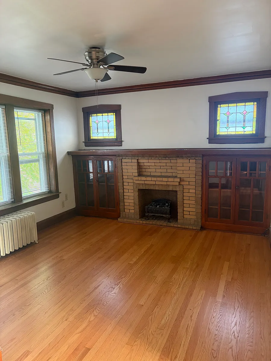 Building Photo - 3507 N Keeler Ave #2N