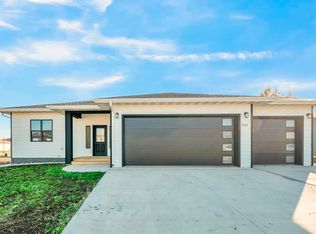 3714 Lincoln Ave, Spirit Lake, IA 51360