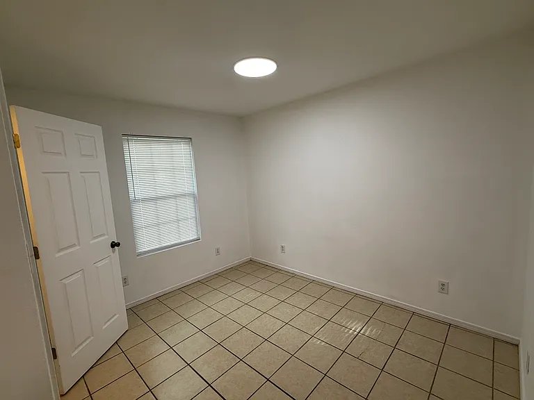 234 Adcock Rd #J — Photo 17