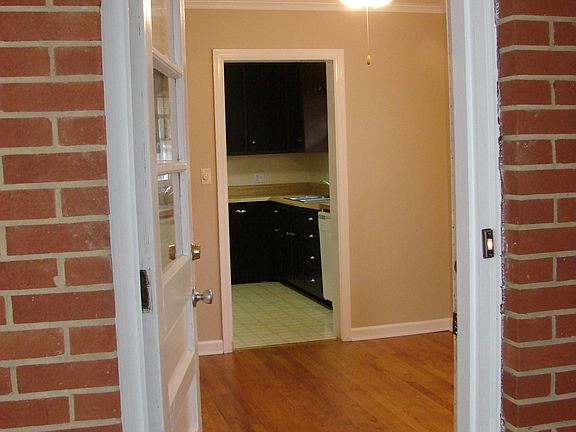 Entrance from screen porch