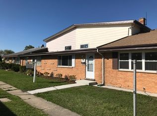 9473 Park Ln, Des Plaines, IL 60016