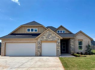 11725 NW 105th St, Yukon, OK 73099