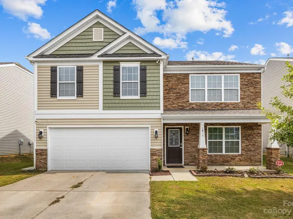 6816 Danae Ct, Charlotte, NC 28216