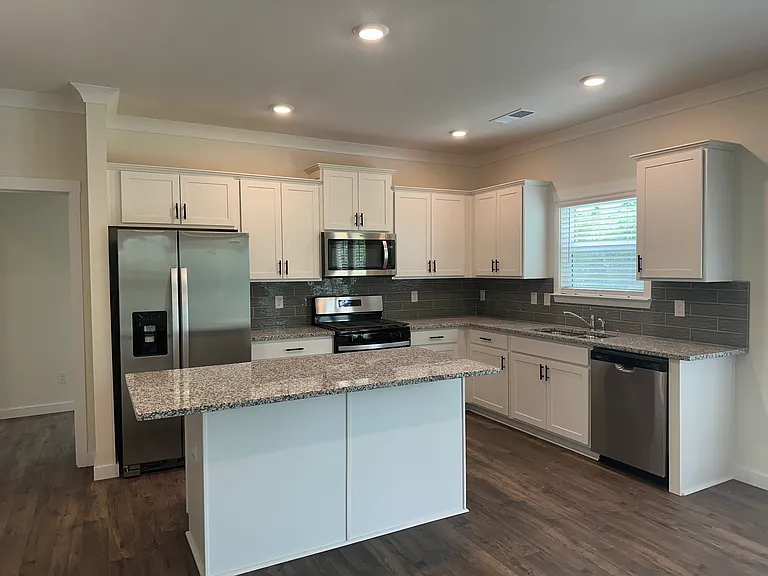 10811 Upland Dr — Photo 5