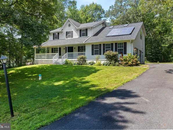 8992 Hillary Ct, La Plata, MD 20646