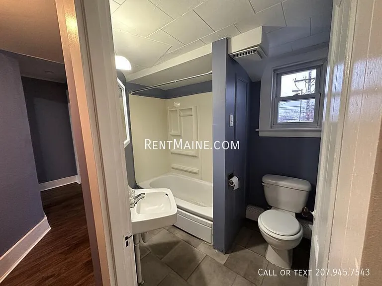 253 Brunswick St #2 — Photo 12