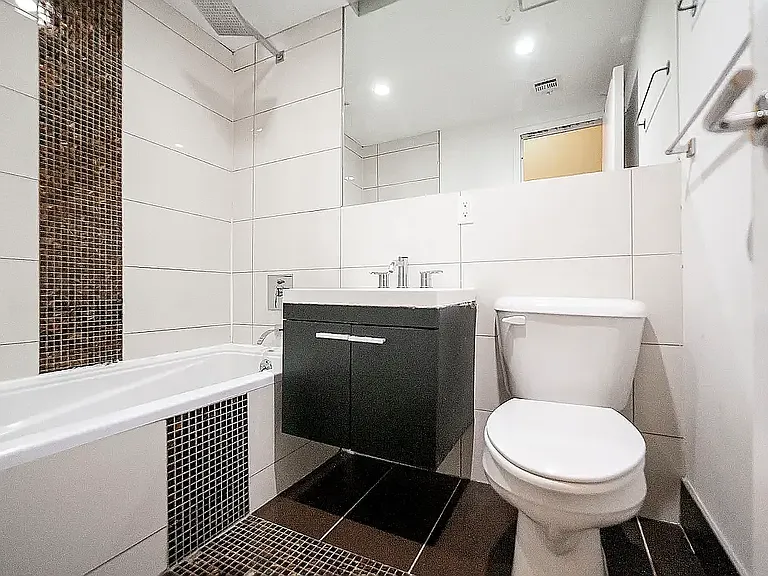 96 George St #2E — Photo 6
