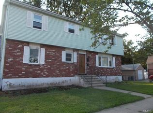 787 Light St, Stratford, CT 06614