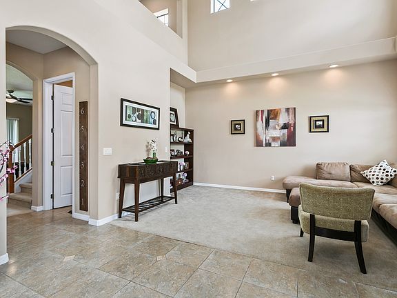 5th image of 16520 Tudor Grove Dr
